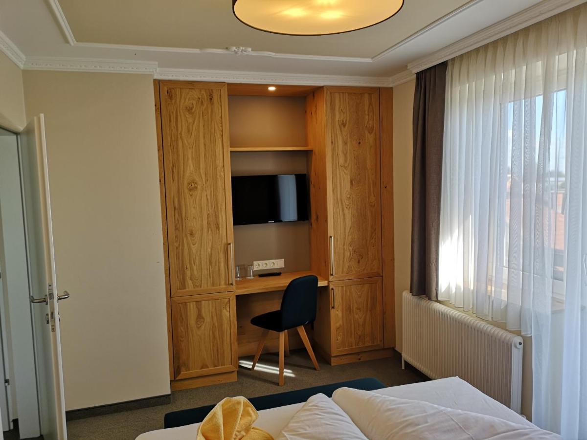Hotel Thier Меніхкірхен Екстер'єр фото